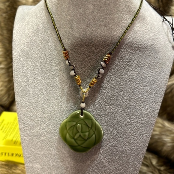 Beautiful ceramic necklace, mixed with beads and a light cord - Picture 1 of 2